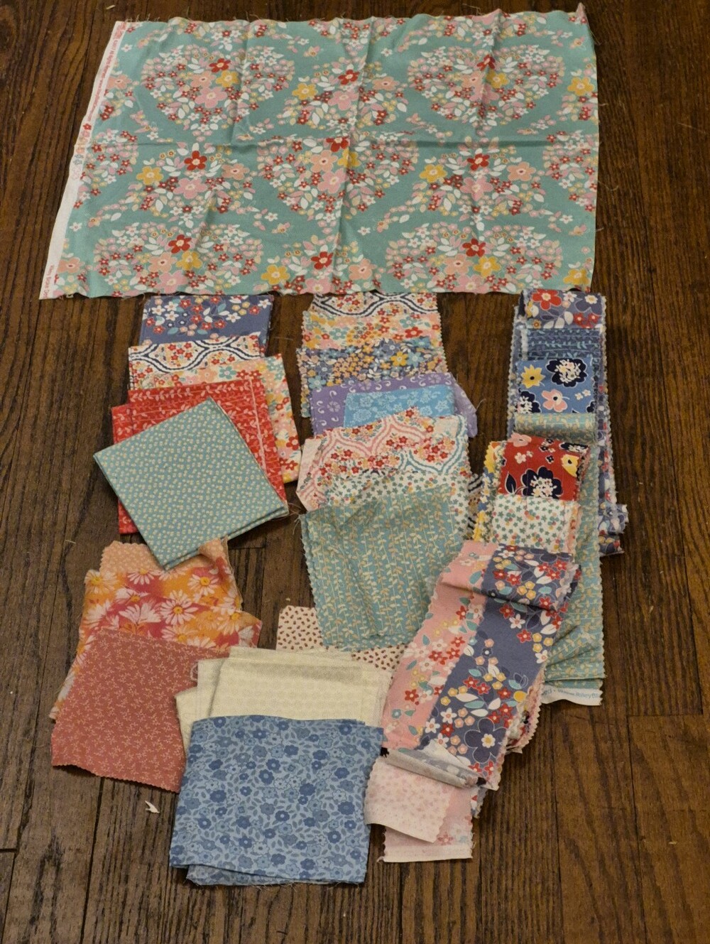 FABRIC !!  Assorted Floral & sm. Print Cotton Fabric JELLY Strips, Fat Quarters